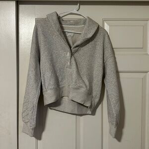 Cozy Grey Abercrombie&Fitch Sweatshirt!
